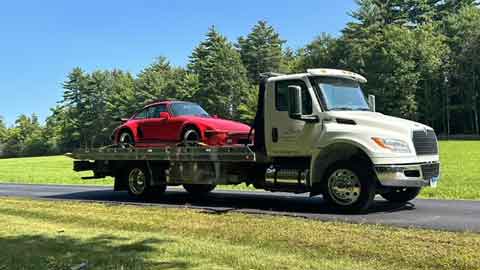 Specialty Car Towing Wainscott NY